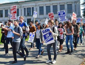 UC grad employees on the picket line in Berkeley during a two-day strike